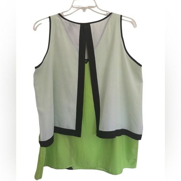 Ashley Stewart Green and White Color Block Sleeveless Top Sz 18/20 - Picture 2 of 7